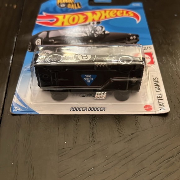 Mattel Toys Hot Wheels Rodger Dodger Magic 8 Ball Poshmark